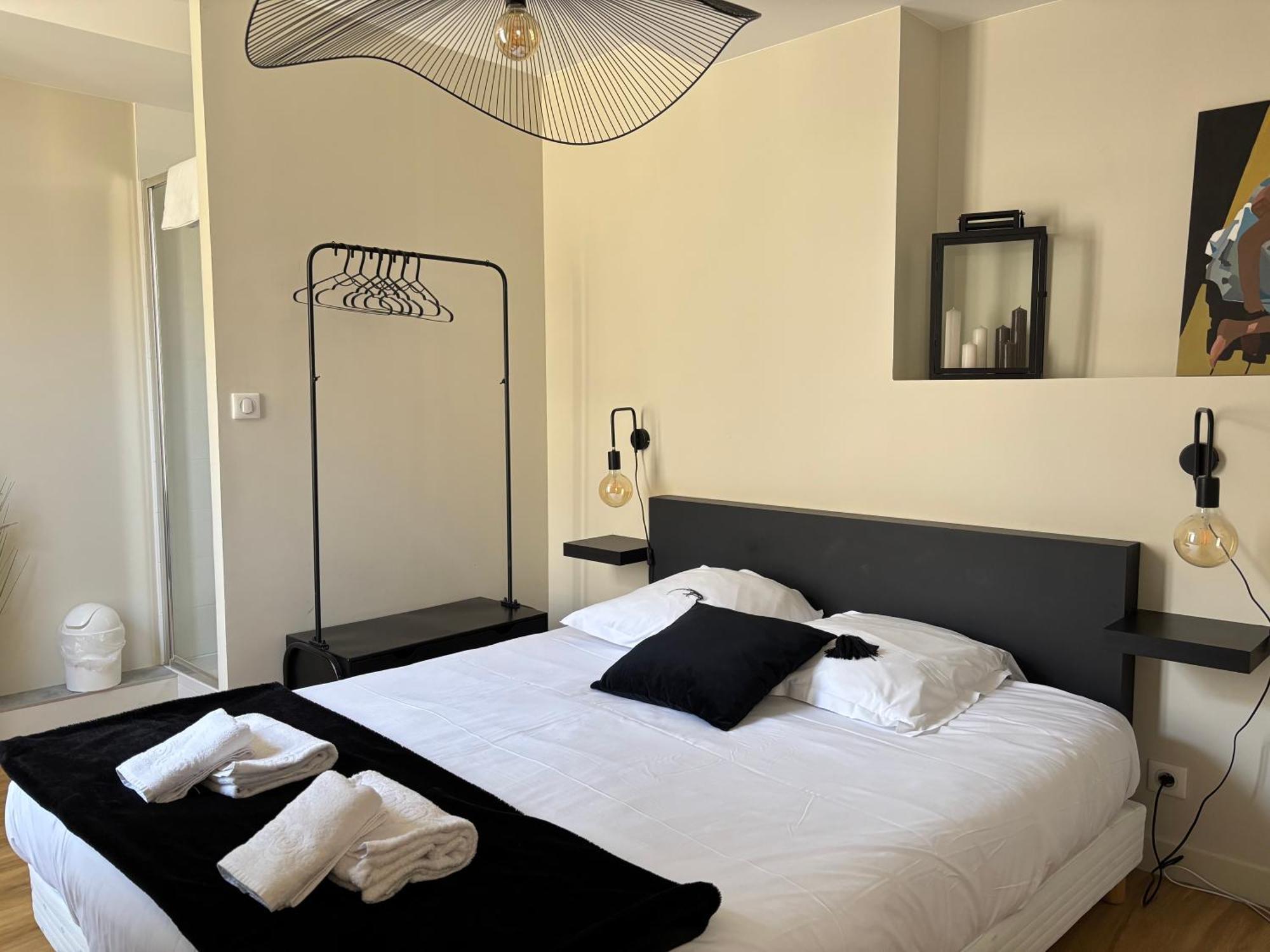 Bajocasse Apt Duplex Spacieux 3 Ch 2 Sdb Cosy Plein Centre Bayeux Decoration Elegante Proche Plages Du Debarquement Eksteriør billede