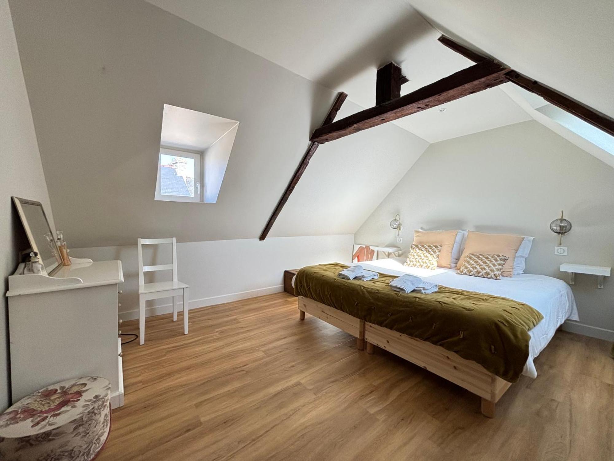 Bajocasse Apt Duplex Spacieux 3 Ch 2 Sdb Cosy Plein Centre Bayeux Decoration Elegante Proche Plages Du Debarquement Eksteriør billede